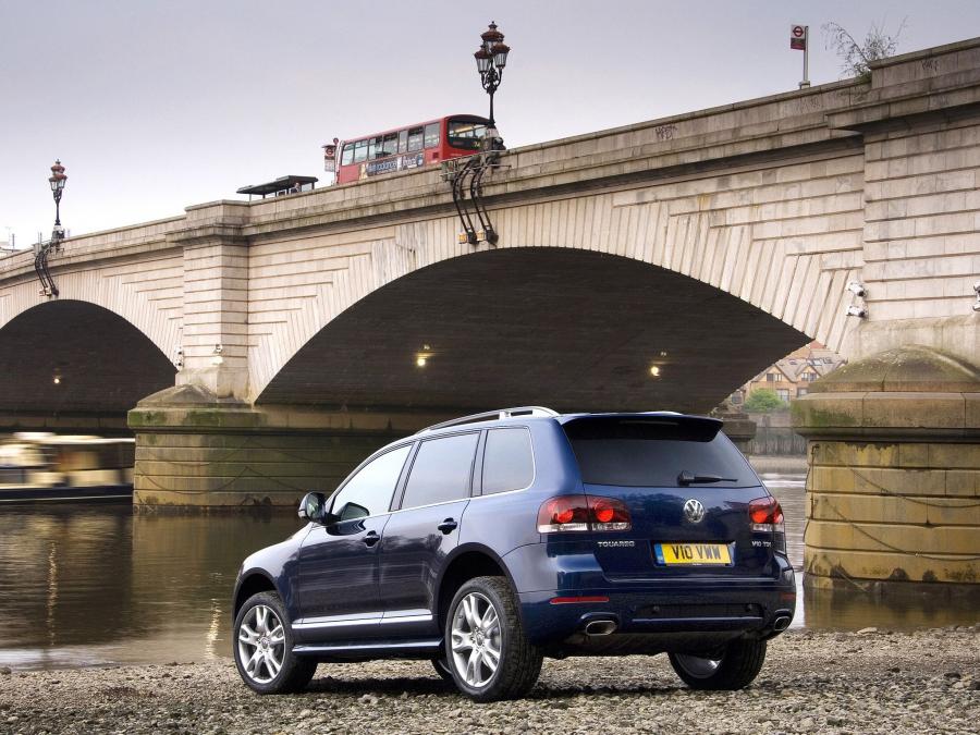  Volkswagen Touareg V10 TDi 2007 года  (UK) (фото 4 из 5)